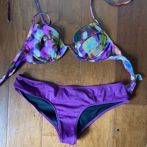 Victoria’s Secret bikinis tops 32B and bottom XS